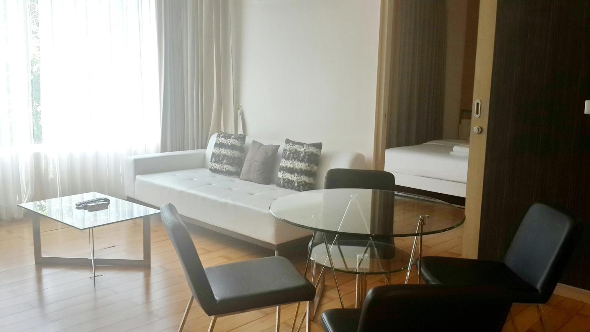 The Baycliff Residences Patong Værelse billede